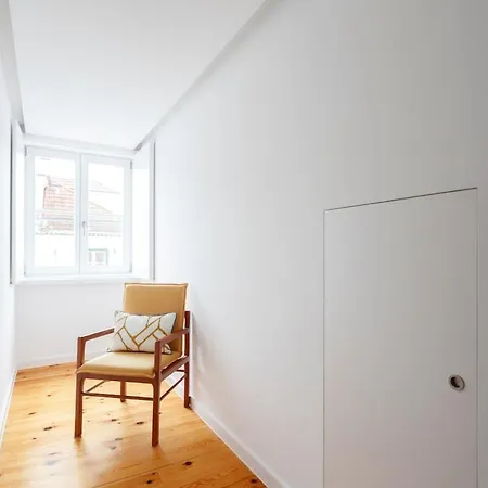 Apartment Sophisticated 3br In Historic Chiado Sleeps 10 Lisbon
